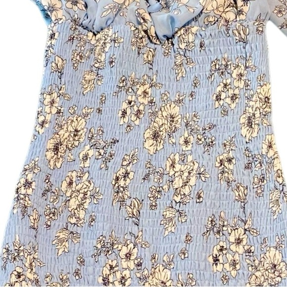 NEW W/ TAGS Vine & Valley size S smocked blue ditsy mini dress multicolor floral - Picture 6 of 9